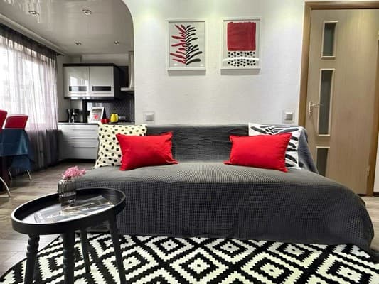 2-ком. на ул.Святого Николая 67 (рядом с Университетской площадью) 1