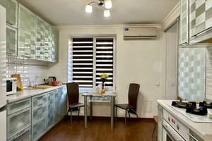 Квартира 2-ком. ул. Дивногорская 13 (возле ресторана Вилла Олива). Люкс трехместный  6