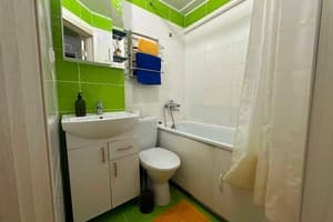 Квартира 2-ком. ул. Победы 87а (Козак-Палац). Апартаменты 4-местный 2-ком. по ул. Победы 87а рядом с ВЦ 13