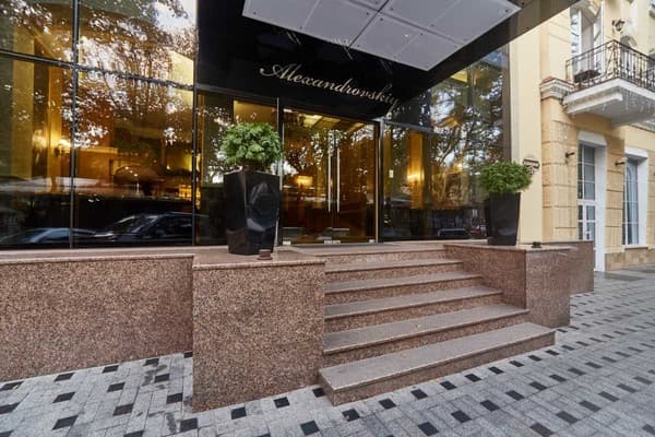 Александровский 21