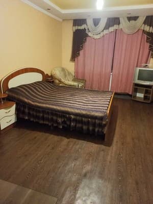 Alexandr Apartments 30 лет Победы 32 11