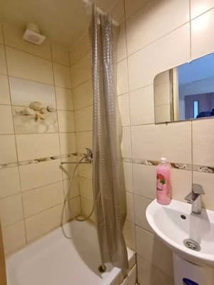 Alexandr Apartments ул.В.Галвы 92 13