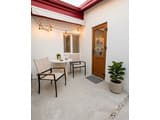 Alexandr Apartments ул.В.Галвы 92 8
