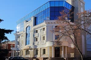 Отель Аристократ