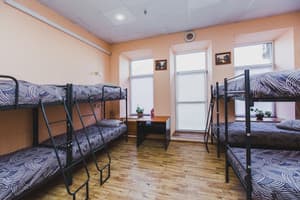 Хостел Bed&Bread . Место в мужском 10-местном номере  2