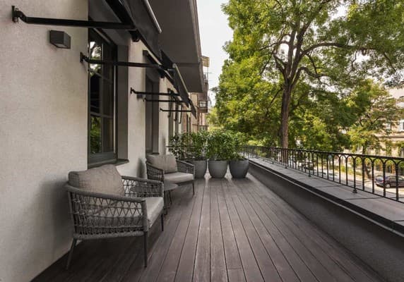 Brik Hotel 29