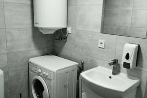 Апарт-отель Central Apartments. Апартаменты двухместный небольшие двухуровневые с кухней  9