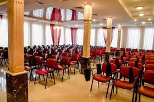 Отель Черкассы Палац. Конференц Зал 130-местный  1