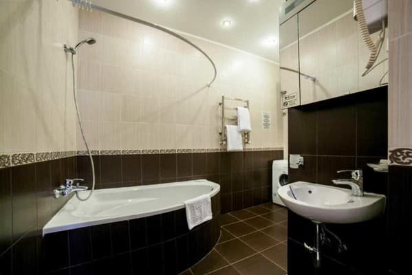 Corona Hotel&Apartments  14