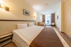 Отель Corona Hotel&Apartments . Улучшенный двухместный  1