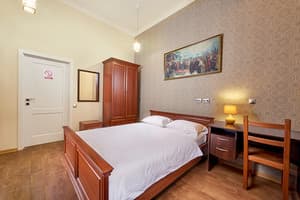 Хостел Cossacks Hostel. Эконом двухместный №4 2