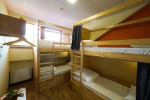 Хостел Dream Hostel Poltava. Место в общем 4-местном номере  3