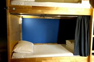 Хостел Dream Hostel Poltava. Место в общем 7-местном номере  2