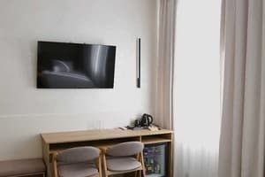 Гостинично-ресторанный комплекс Дубовый гай. Улучшенный двухместный двухкомнатний 2