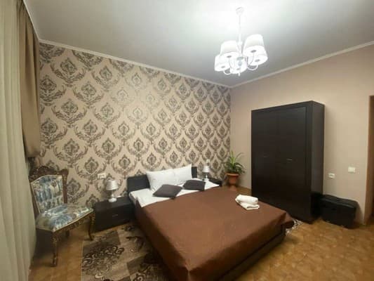 Дворянский 29
