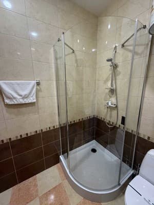 Дворянский 32