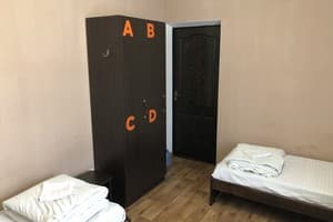 Хостел Fox Hostel. Место в женском трехместном номере  4