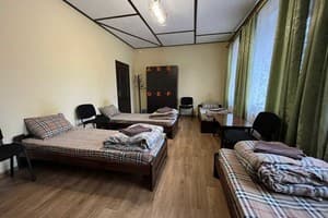 Хостел Fox Hostel. Место в общем 5-местном номере  2