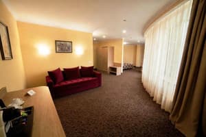 Отель GRAND OTRADA . Полулюкс трехместный  4