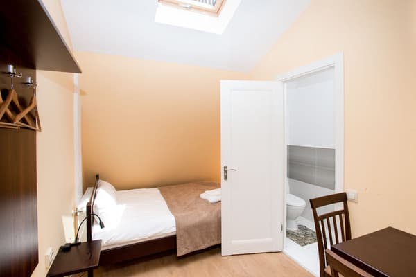 Gar’is Hostel 15