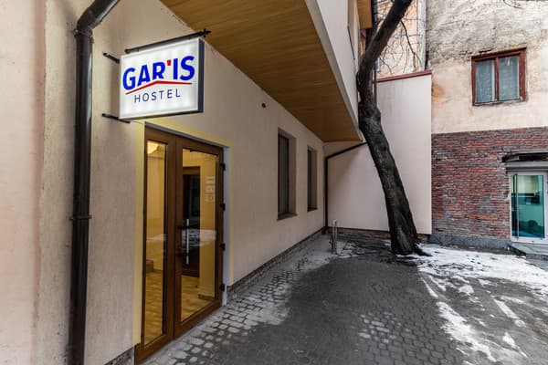 Gar’is Hostel 21