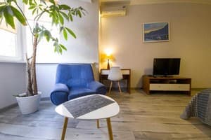 Квартира Home Hotel на Подоле ул. Волошская, 51/27. Апартаменты 4-местный Двухкомнатная на ул. Волошская, 51/27 3