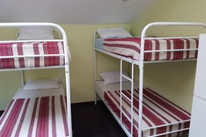 Отель Hotel18. Место в общем 9-местном номере  2