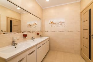 Light Life Hostel 22