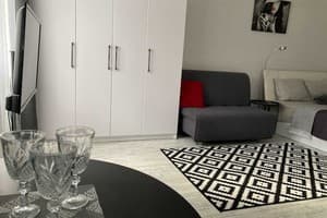 Lux Apartments пл. Гагарина 1