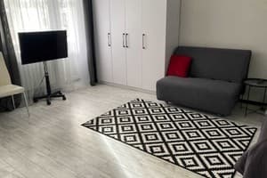 Lux Apartments пл. Гагарина 4