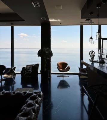 Отель M1 Club Hotel