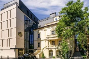 Отель Maestral hotel