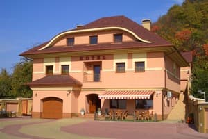 Отель Магнат