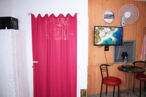 Мини-отель Mamba Hotel. №7 Номер с балконом для курящих - в укрытие 4