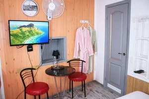 Мини-отель Mamba Hotel. №7 Номер с балконом для курящих - в укрытие 3