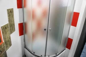 Мини-отель Mamba Hotel. №8 Семейный номер с качелью - в укрытие 16