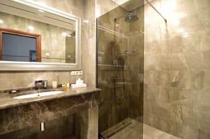 Спа-отель Maristella Marine Residence. Делюкс двухместный с видом на море 7