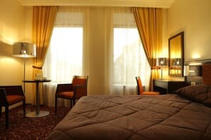 Отель Menorah Hotel. Стандарт Эконом (одноместное размещение) 1