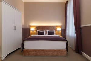 Отель Modern Art Hotel - Maestro. Комфорт двухместный с 1 или 2 кроватями (завтрак включен) 1