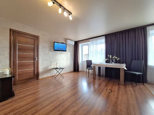 Напротив театра им.Гоголя (Alex Apartments (бесконтактное поселение 24/7) 6