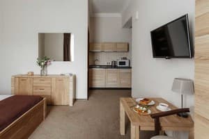No Name Hotel 14