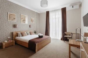 Апарт-готель No Name Hotel