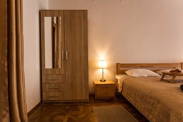 OB Rental Площа Ринок, 37/25 7