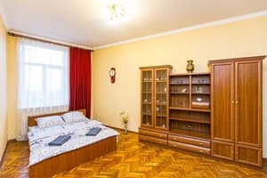 Квартира Oberig возле рынка Добробут, на ул.Пильникарская 10