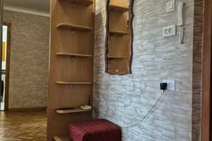 Однокомнатная на проспекте Рынок Украина, 6 слободская 10