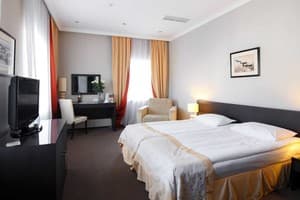 Optima Кропивницкий 18