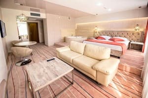 Отель Палладиум. Полулюкс двухместный Клеопатра 4