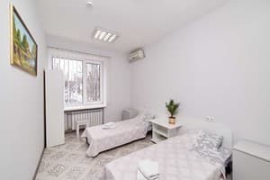 Хостел Perron. Стандарт двухместный двумя раздельными   кроватямию 1