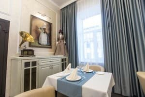 Петровский 6