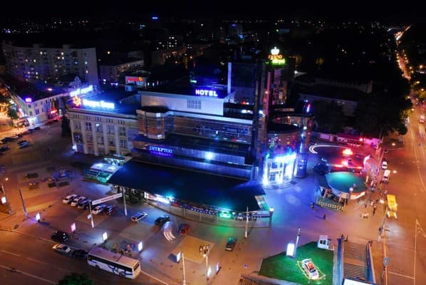 Plaza 2